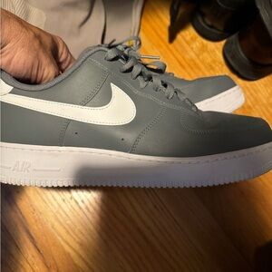 Nike Men's Air Force  Gray Athletic Shoes  L7 V08